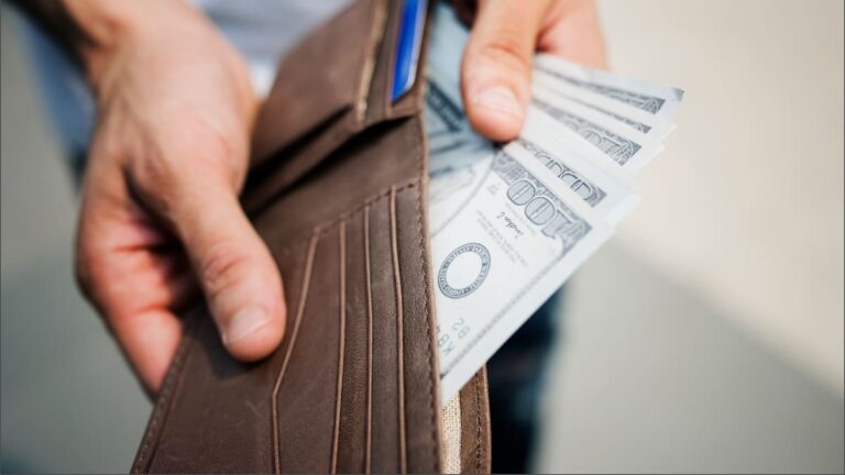 Dólar hoy y dólar blue, EN VIVO: a cuánto cotiza el oficial y cuál es el precio del paralelo este viernes 28 de agosto, minuto a minuto