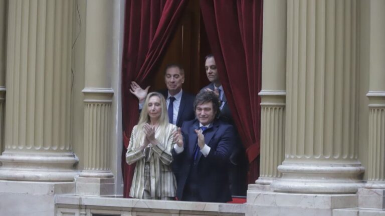 Javier Milei reúne a su tropa legislativa para definir la estrategia en el Congreso