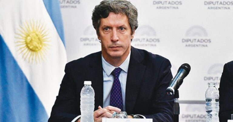 Bausili descartó la posibilidad de que el Gobierno intervenga para impulsar la economía