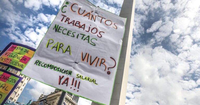 Dinámica del deterioro salarial planificado