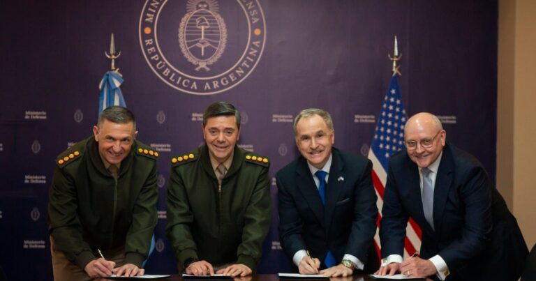 Argentina compró 235 tanques de guerra a Estados Unidos por una exorbitante suma