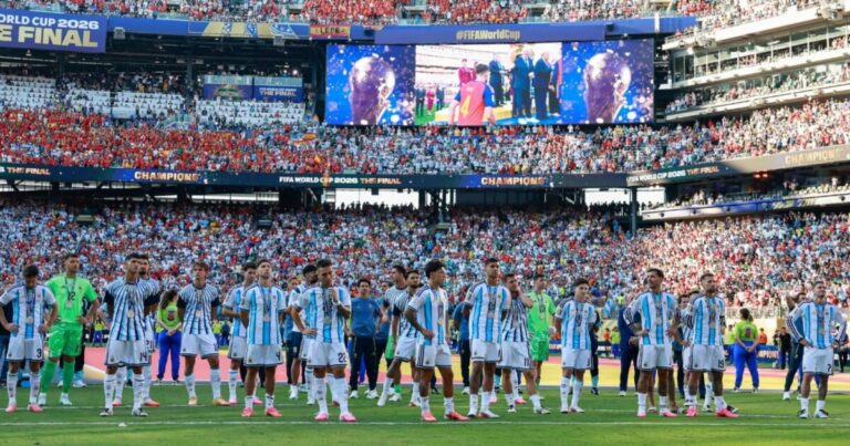 La FIFA dio un giro en las sanciones a la Scaloneta tras el polémico final del Mundial: todos los detalles