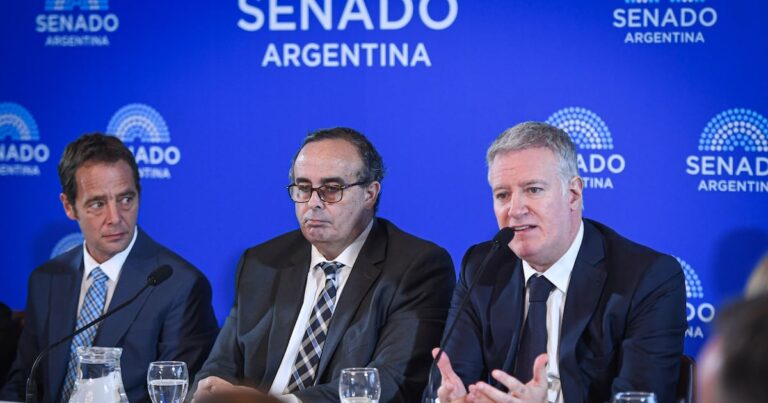 Con el apoyo del Senado, Milei planta bandera en Comodoro Py