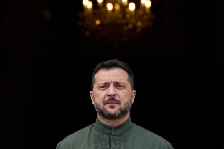 Zelensky descarta celebrar elecciones en plena guerra y advierte que podrían “partir a Ucrania en dos”