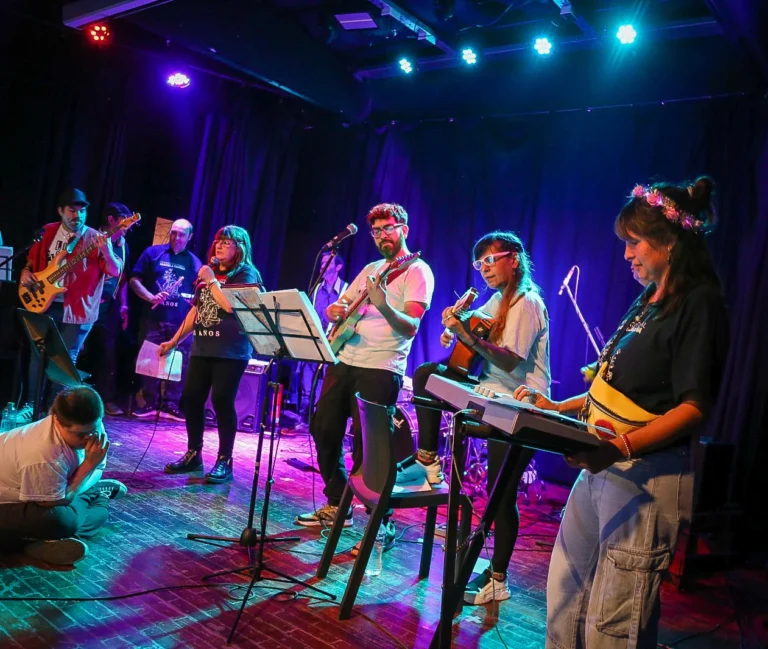 Los Pickles: música, cuidados y comunidad desde un taller de salud mental
