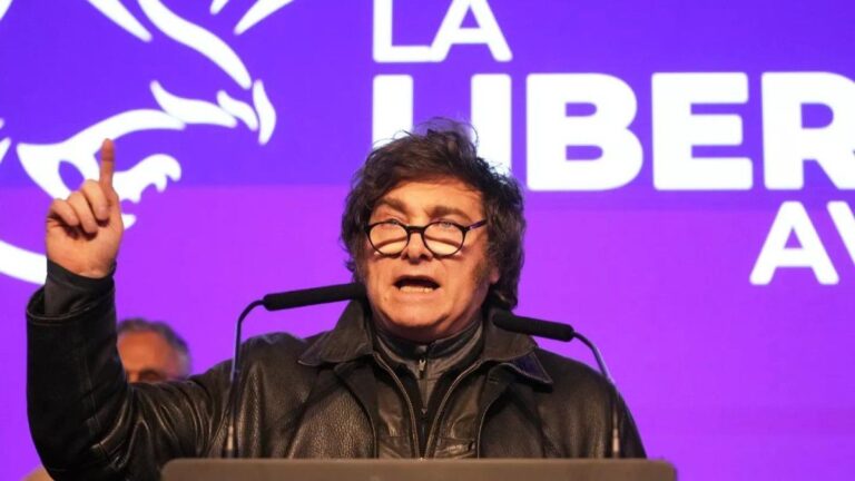Encuestas rumbo a 2027: malestar económico, imagen negativa y un voto de Milei que se mantiene competitivo