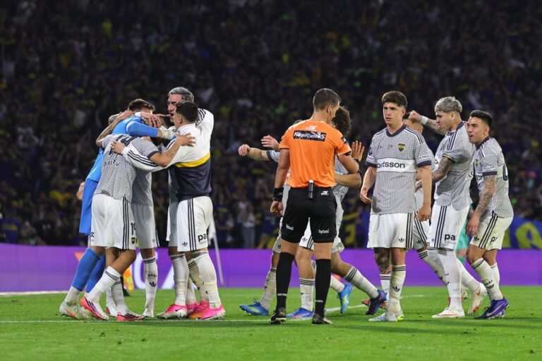 La AFA rechazó el reclamo de Vélez, multó a Boca y confirmó su pase en la Copa Argentina
