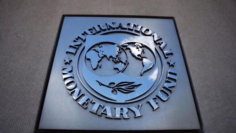 El Gobierno prevé un superávit primario por debajo de la meta acordada con el FMI para 2026