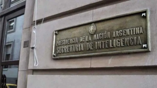 El Gobierno aprobó un estatuto para ordenar la carrera del personal de la SIDE