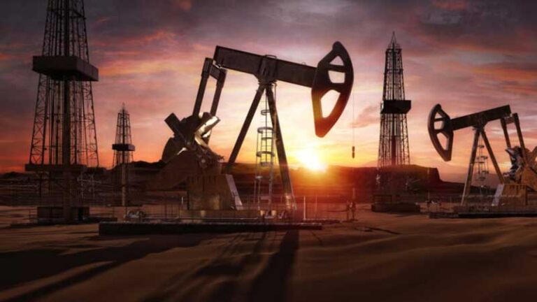 El petróleo retorna a los US$100 en un mercado marcado por la tensión entre Estados Unidos e Irán