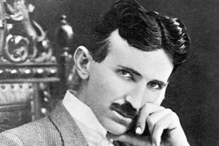 La entrevista de 1926 en la que Nikola Tesla imaginó comunicaciones sin distancia