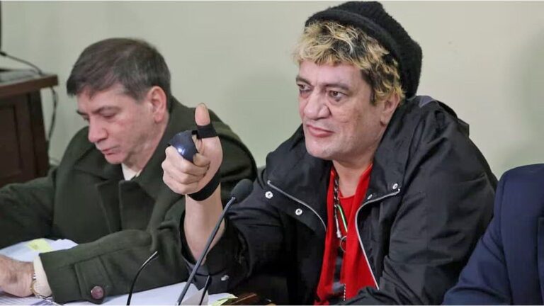 Pity Álvarez fue internado por una crisis hipertensiva y queda en duda su presencia en el juicio