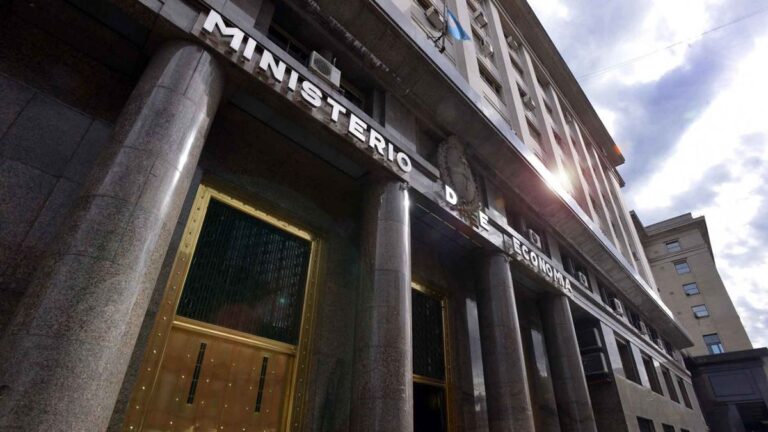 Presupuesto 2027: el plan financiero apunta a Bonares y organismos, sin deuda externa