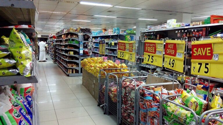 El consumo en Estados Unidos rebotó en agosto y elevó las expectativas sobre las tasas
