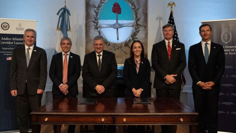 Argentina y Estados Unidos lanzaron un corredor con inversiones de hasta u$s7.000 millones