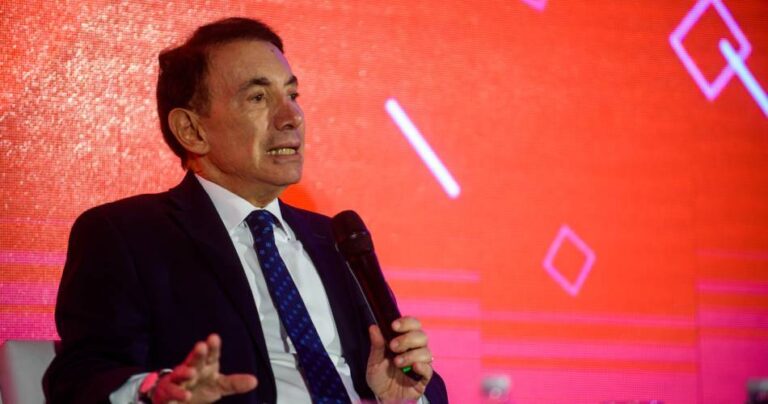 Domingo Sesin recibirá el Premio Konex de Platino por su trayectoria en Derecho