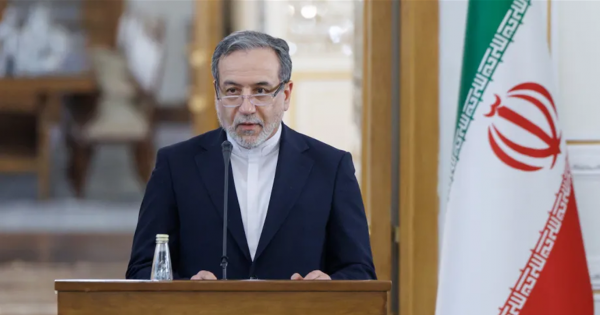 Irán propuso reabrir Ormuz en siete días y el petróleo cayó más de 3%