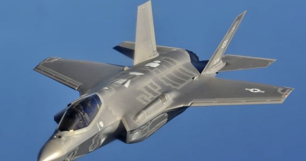 Finlandia y Suecia realizaron su primera interceptación conjunta de aviones rusos en el Báltico